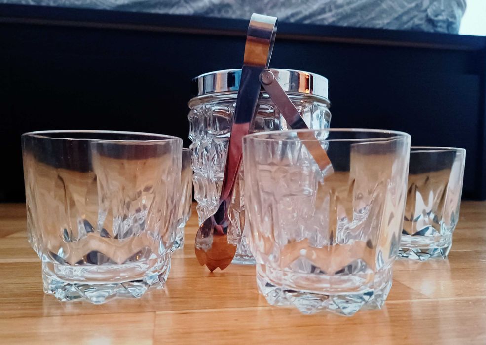 Conjunto de 5 copos e balde para gelo