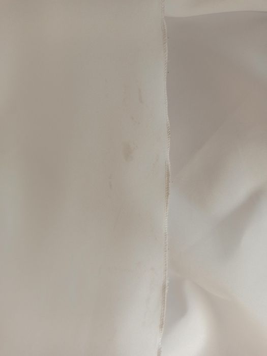 Biała suknia ślubna