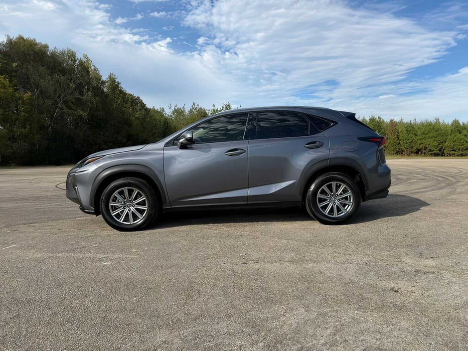 Lexus NX 300      2019