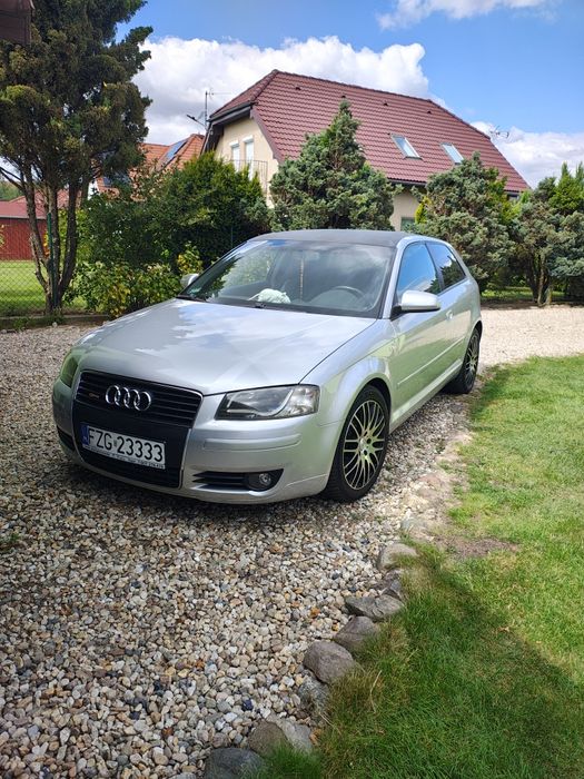 A 3 Audi S-LINE 2.0tdi