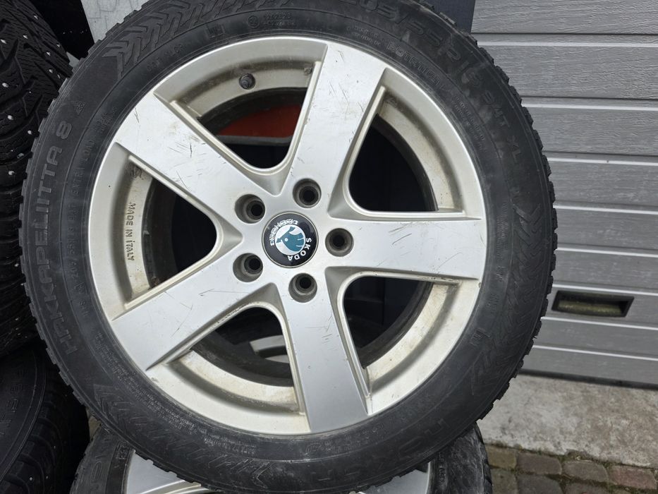 Диски з шинами 215/70/16