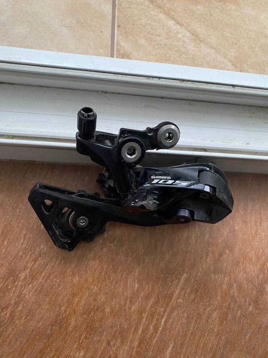 Задній перемикач Shimano 105 RD-R7000-GS Shadow 11