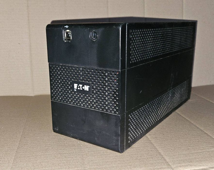 ДБЖ Eaton 1500va/900Вт