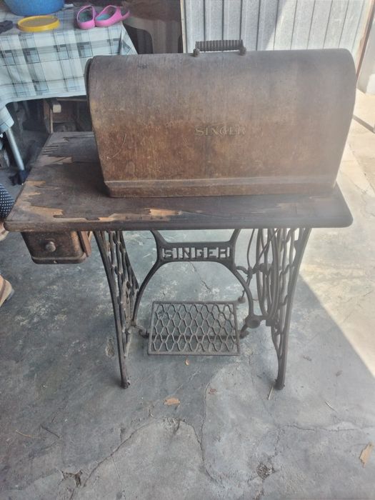 Máquina SINGER antiga