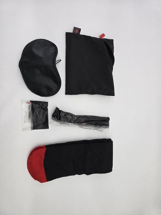 Kit de viagem da Air Canadá novo