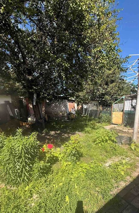 Продаж частини будинку в тихому центрі, район ТЦ Любава
