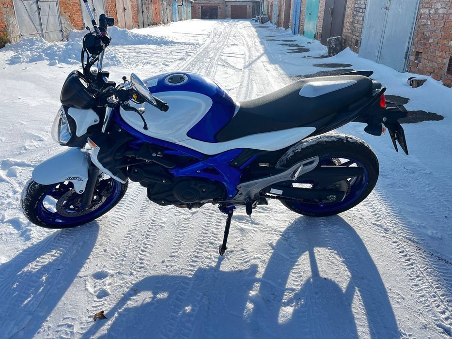 мотоцикл Suzuki Gladius sfv400  2011р.в