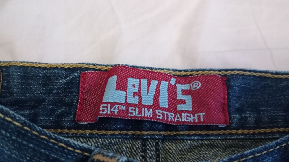 Spodnie Levi's slim straight 160