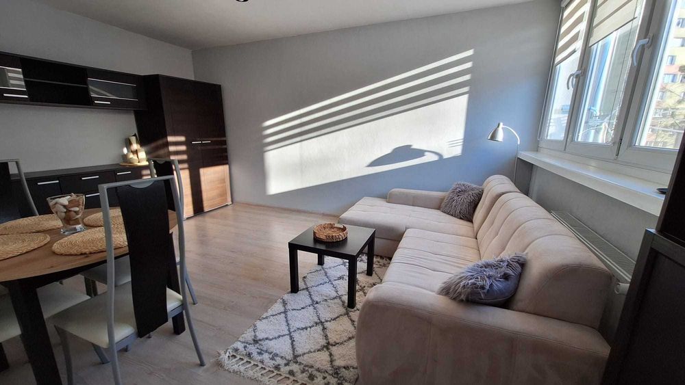 Do wynajęcia kawalerka na Felińskiego