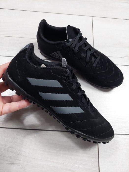 Кросівки сороконіжки футзалки ADIDAS р.38EU 23,5см