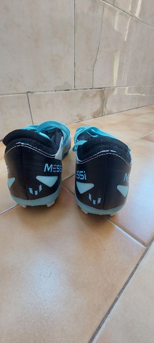 Chuteiras messi novas 41  , 26cm