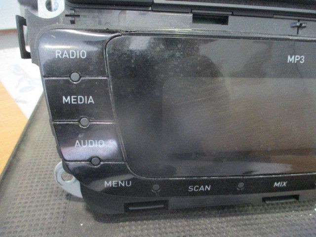 Rádio / auto-rádio SEAT Ibiza IV (6J5, 6P1)