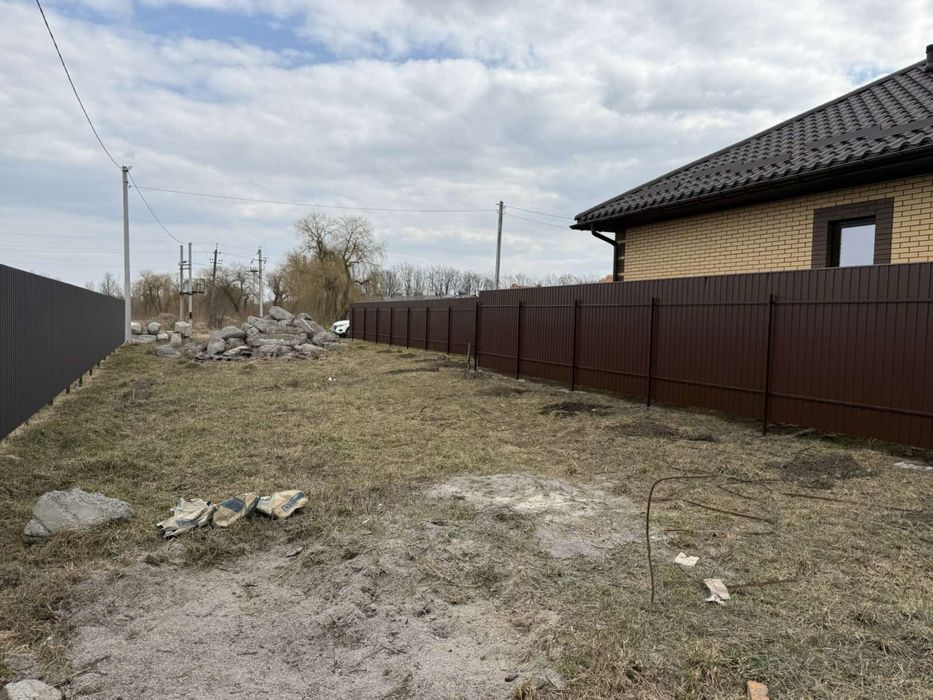 Продам земельну ділянку  біля озера с.Агрономічне