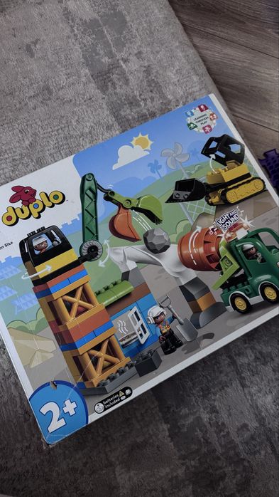 Конструктор LEGO DUPLO Будівельний майданчик (10990)