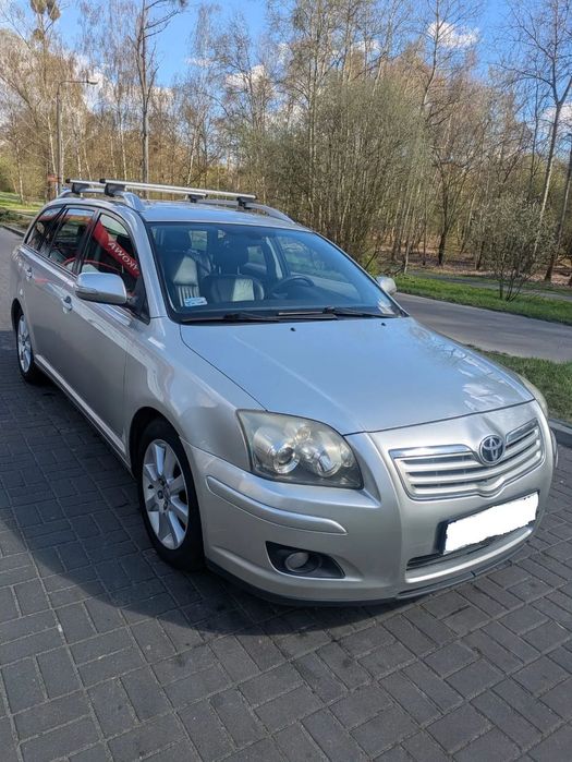 Toyota Avensis Toyota Avensis kombi 2008 • sprawna • skóra • klima • faktura VAT