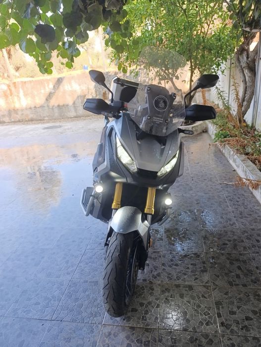 Mota marca Honda XADV, 7,5