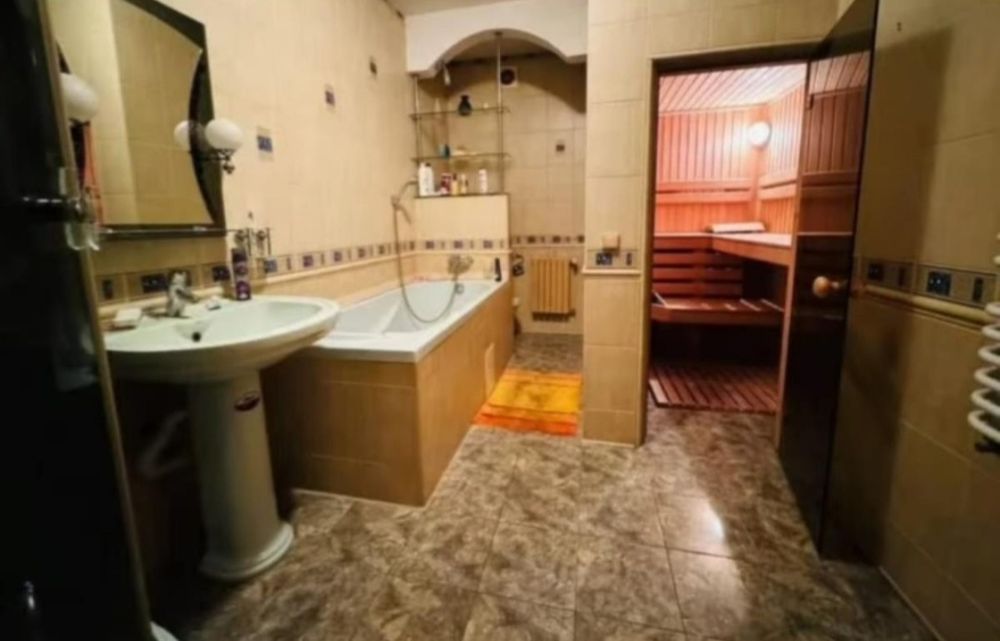 Центр за 3хв до Ратуші 957$/м2