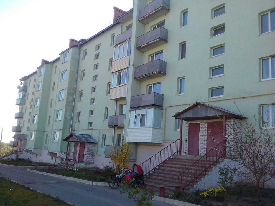 Продаеться 2-х кімнатна квартира.