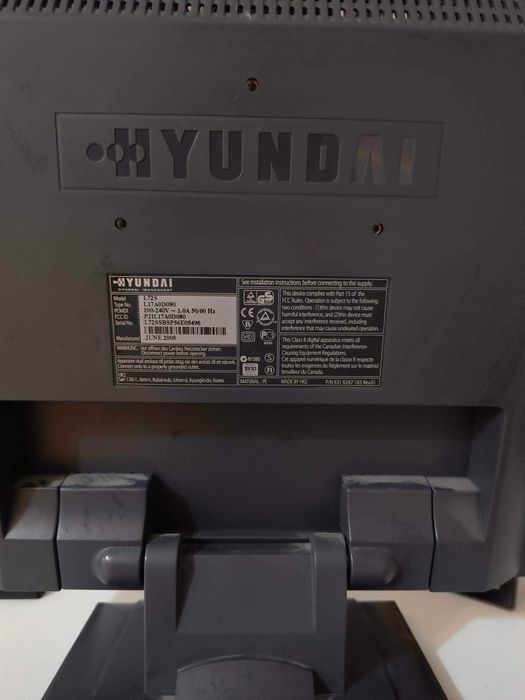 monitor hyundai z wbudowanymi głośnikami