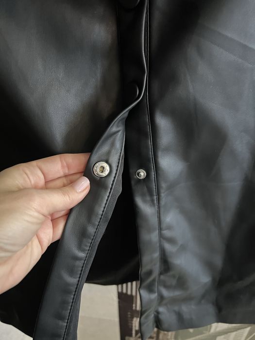 Спідниця Zara з еко шкіри р 40