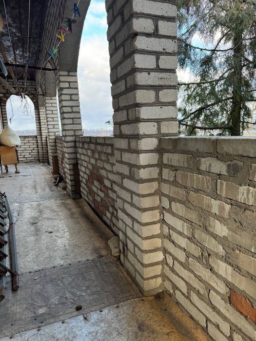 Продаж будинка! Вихід до озера!