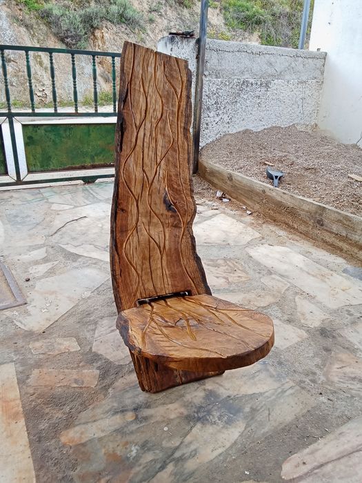 Banco de madeira de carvalho