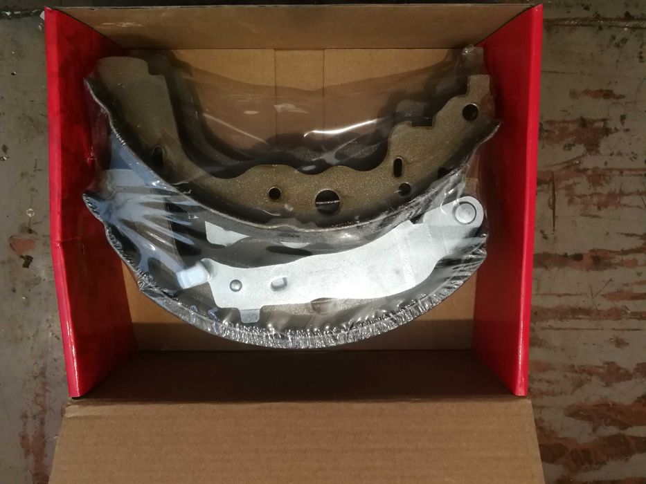 Задние тормозные колодки Logan Kangoo RM1002