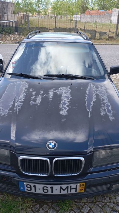Vendo BMW 98 com inspeção até mês 12 está na marinha grande preços negociável