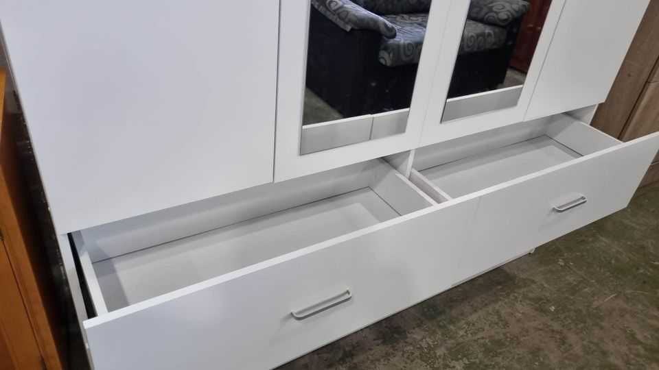 oferta roupeiros novos de 4 portas com espelho portes grátis