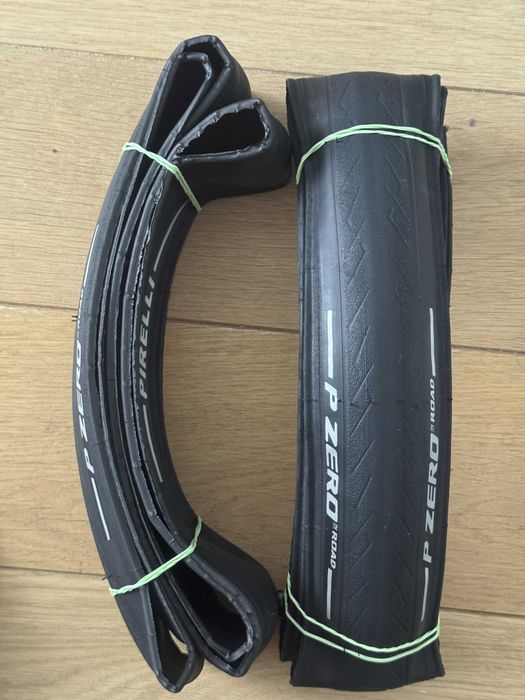 2x opona Pirelli P Zero Road 700x28C / 28 mm -  jak nowe