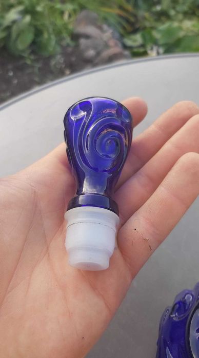 Flakon kobaltowy szklany Yves Rocher, lata 70 Stan dobry !