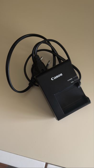 CANON 2000D usada como nova!