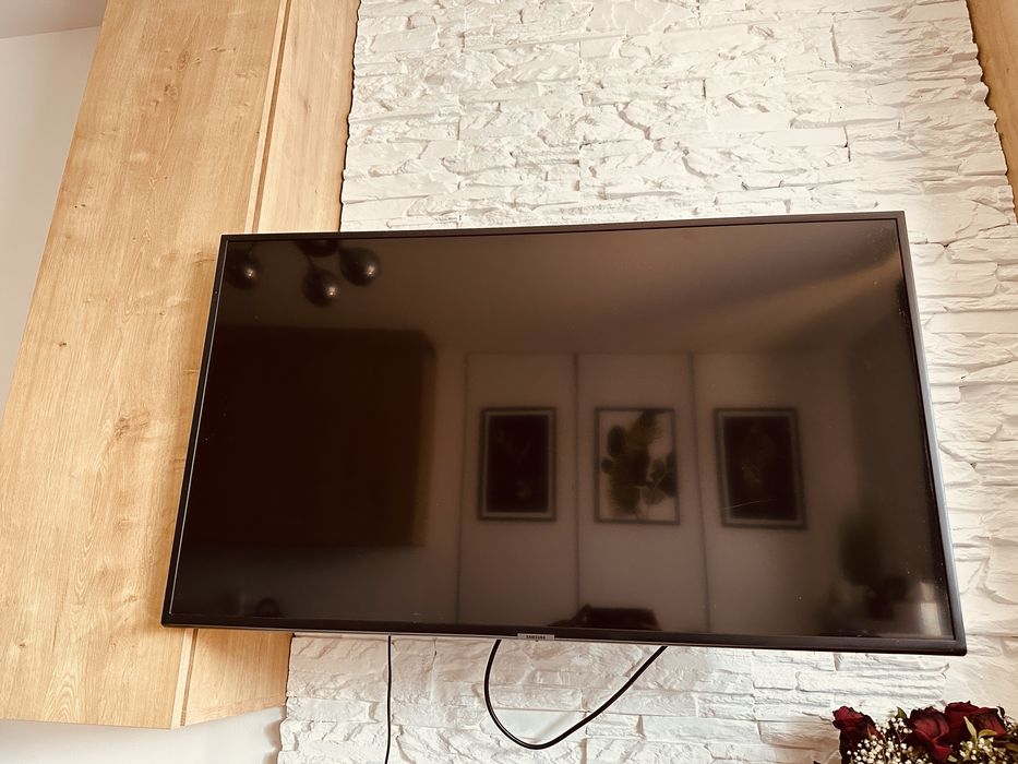 Tekewizor Samsung Smart tv 43 cale