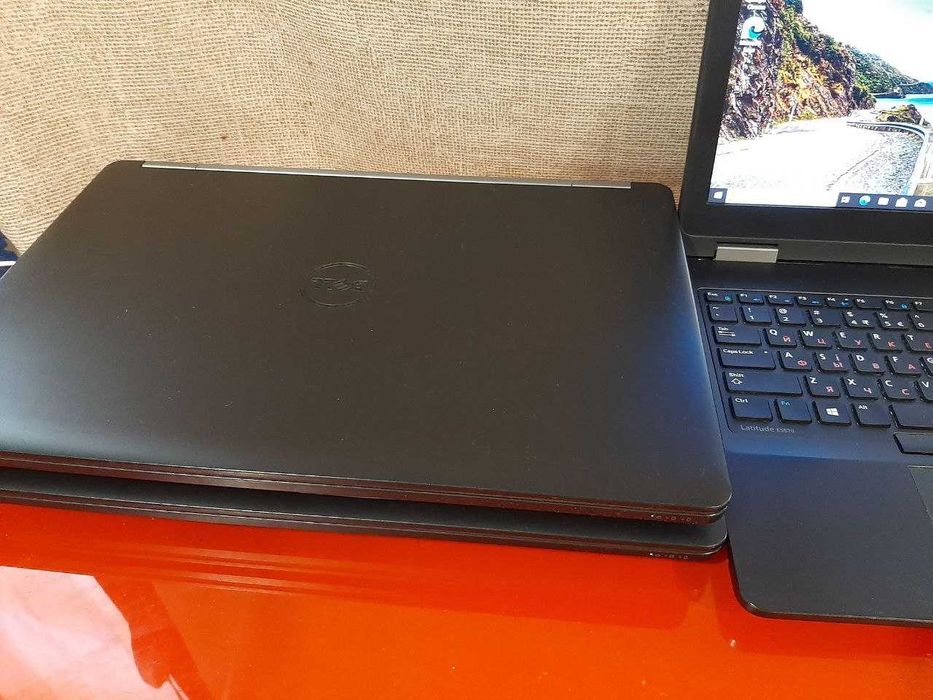 Ноутбук Dell 5580/FULL HD IPS/i5-7440HQ/16гб-DDR4/SSD-256GB/
