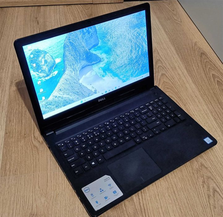 Laptop DELL Vostro 3568 i5 SSD