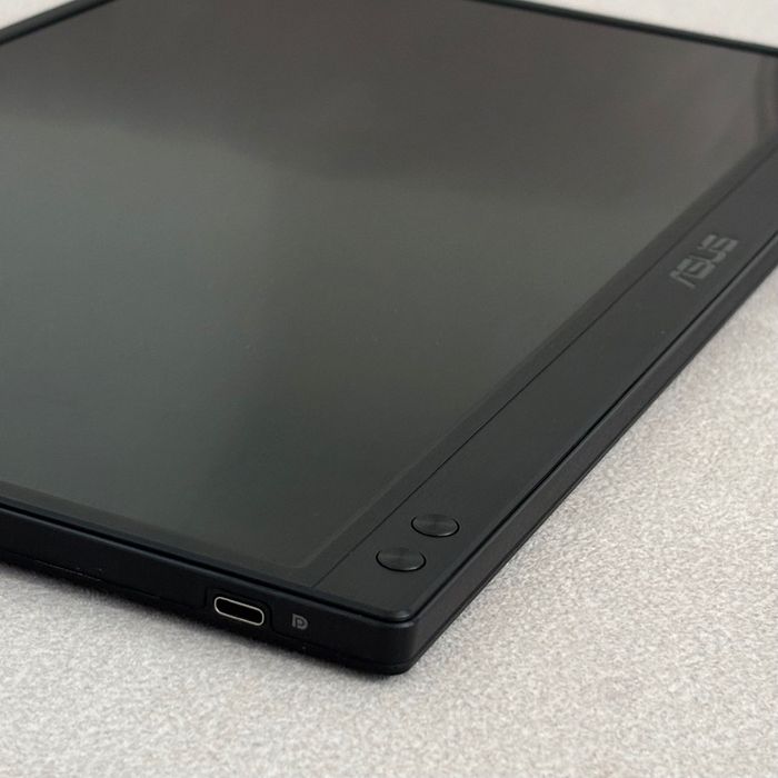 Asus ZenScreen MB166C