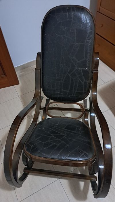 Cadeira de baloiço antiga