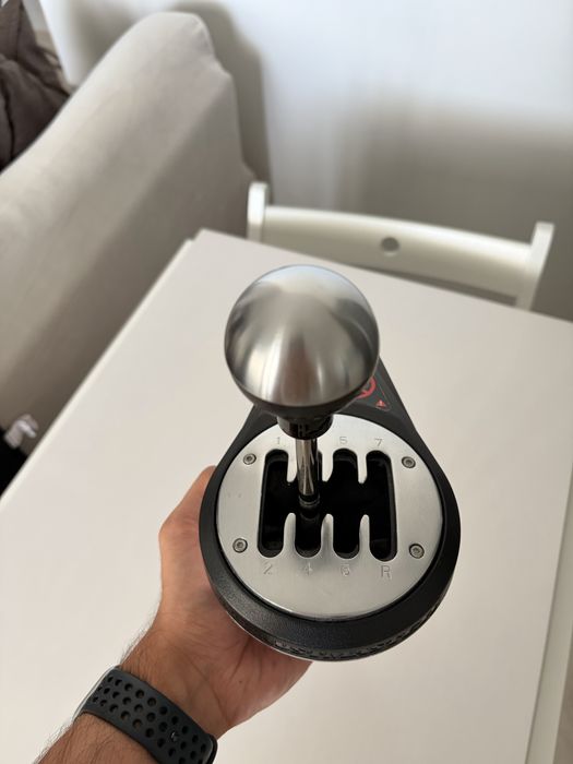 Shifter Thrustmaster TH8A