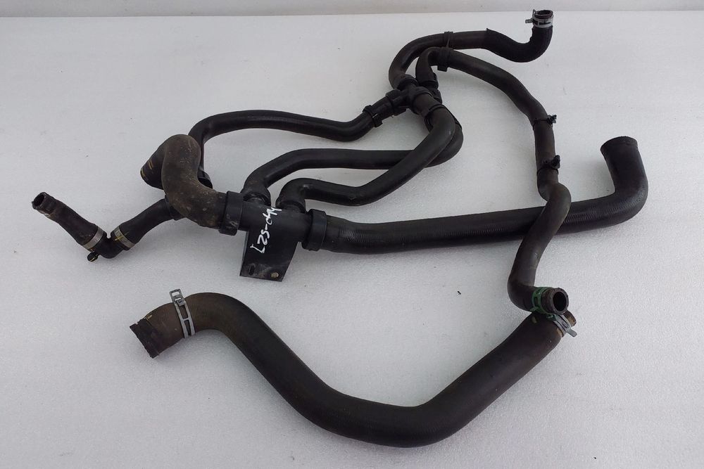 RENAULT Megane IV (B9A/M_) Water Tube