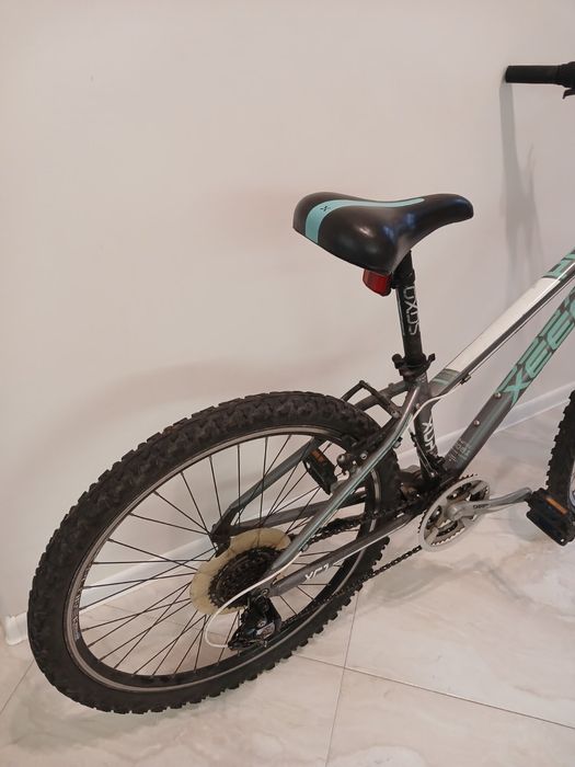 Велосипед XEED, алюмінієва рама, 7 передач Shimano