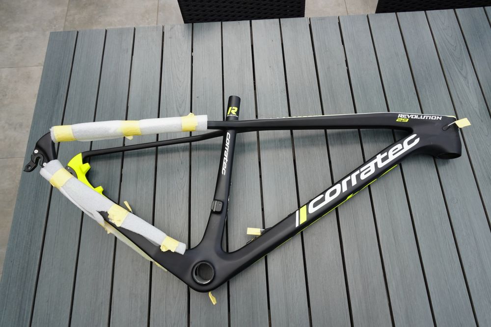 Carbonowa Rama Corratec Revolution 29 | Rozmiar 44cm | Di2 | 1397g