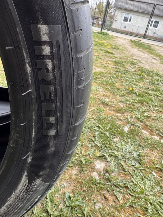 295/35/21  шини pirelli