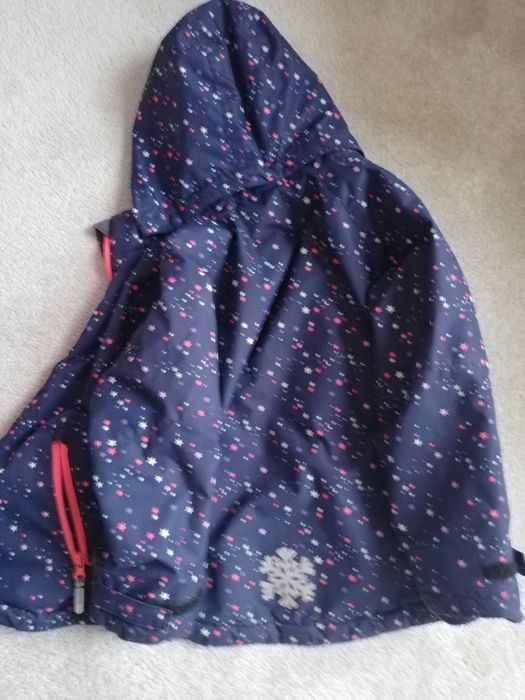 Casaco da H&M impermeável para criança