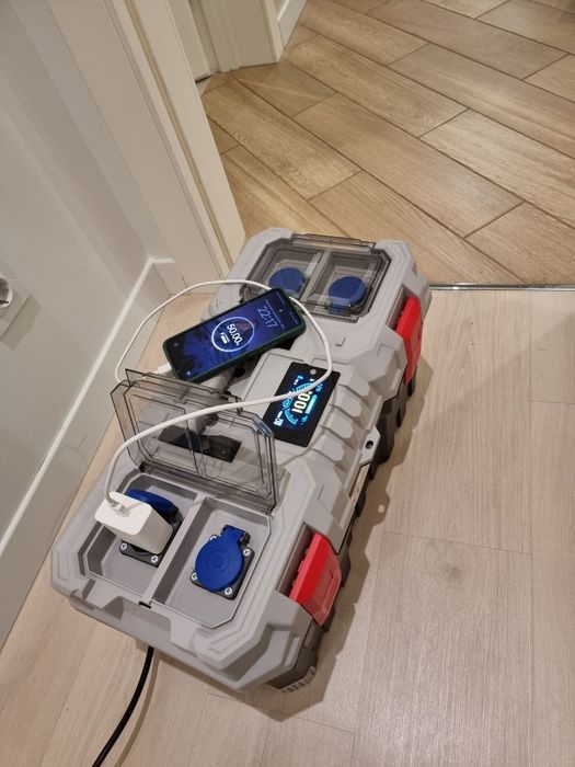 Зарядна станція. Дбж.