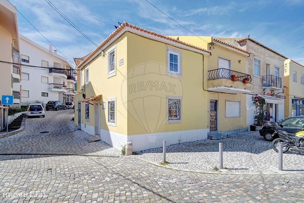 T2 Detached House for Sale