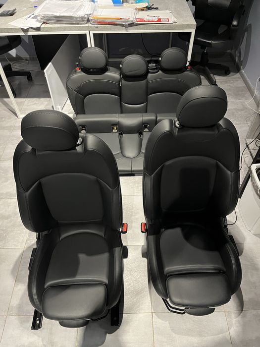 Салон Mini Cooper F55 / Сидушки MINI F55/ Сидіння / Міні купер салон