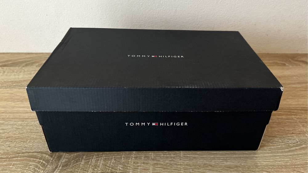 Кроссовки Tommy Hilfiger