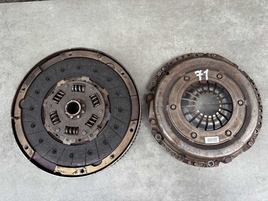 Зчеплення Корзина Диск Маховик Демпфер Opel Astra J Zafira C 2.0 CDTI