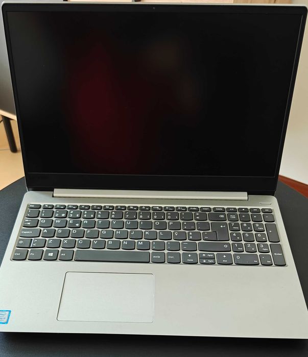 Lenovo IdeaPad 330S i5 8ª Gen | 8GB RAM | SSD 256GB | Windows 11