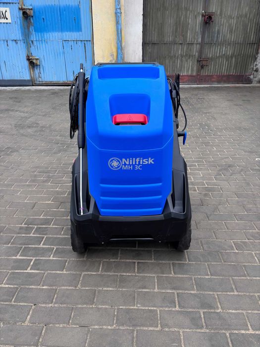 NOWA Myjka ciśnieniowa 230v Nilfisk MH3C na ciepłą wodę Karcher